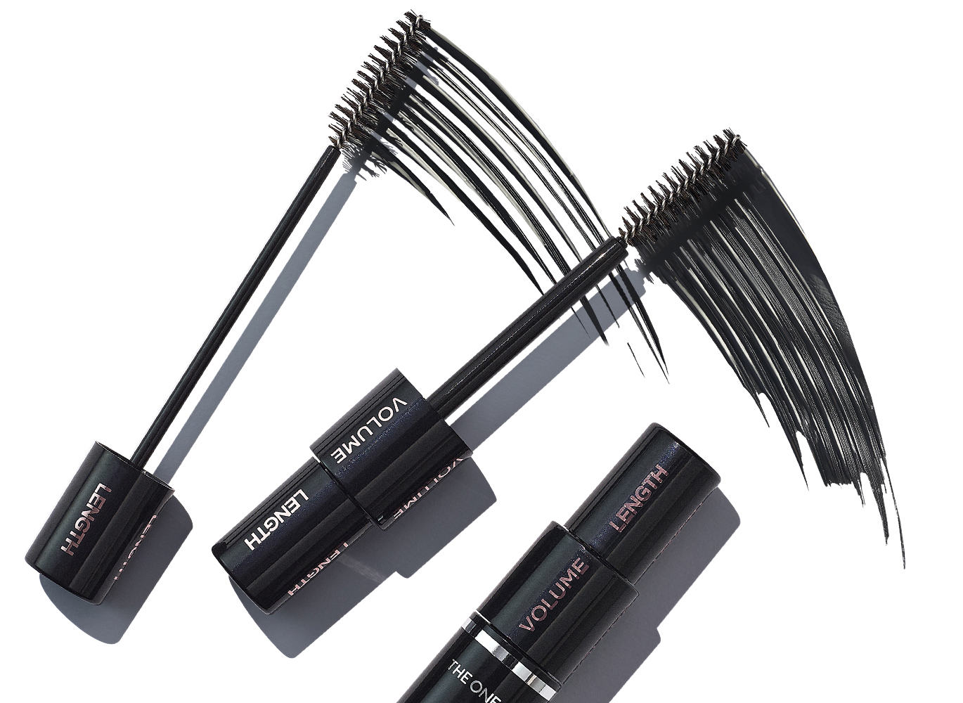 un ensemble de brosses à mascara