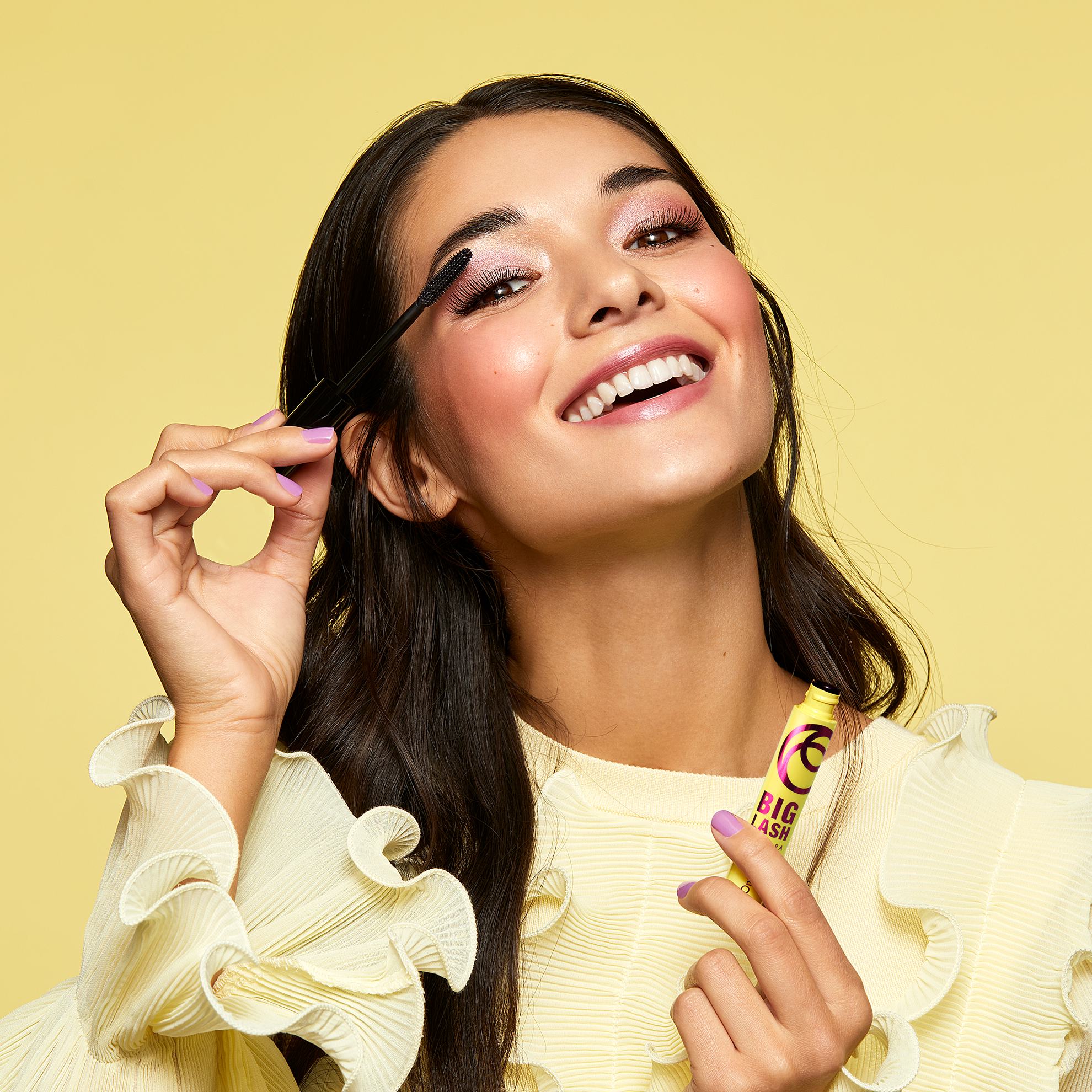 https://media-cdn.oriflame.com/productImage?externalMediaId=product-management-media%2fProducts%2f38929%2f38929_3.png&MediaId=15375792&Version=1