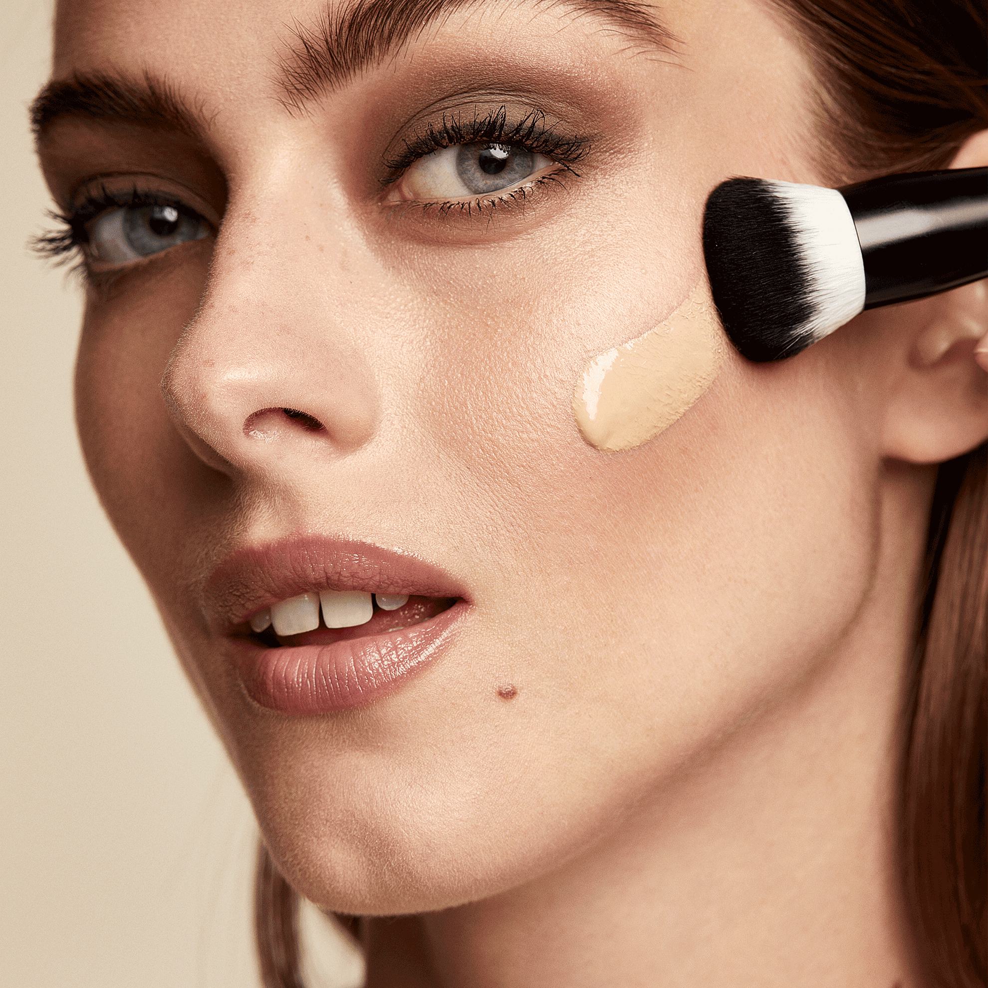 https://media-cdn.oriflame.com/productImage?externalMediaId=product-management-media%2fProducts%2f42478%2f42478_2.png&MediaId=15611244&Version=1