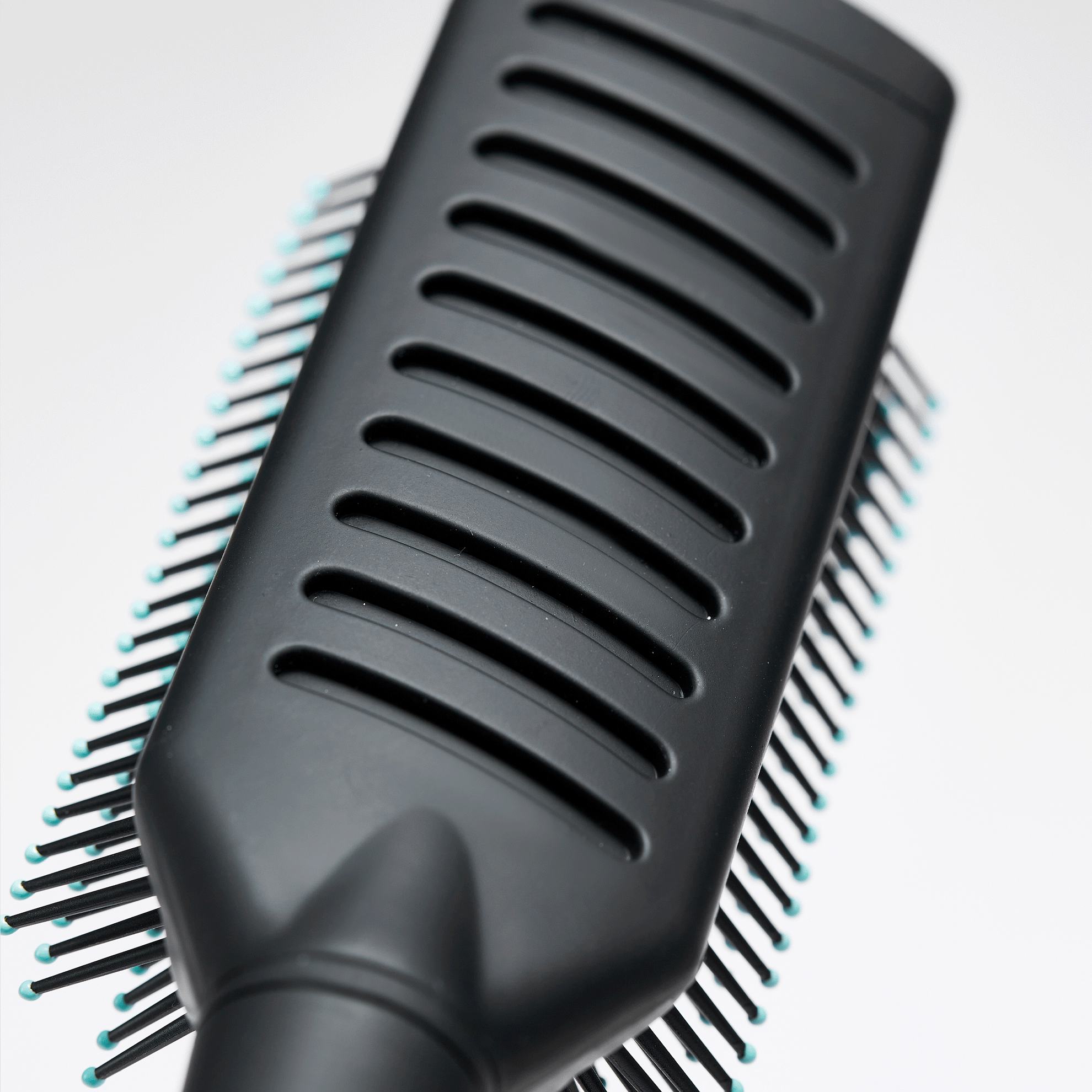 https://media-cdn.oriflame.com/productImage?externalMediaId=product-management-media%2fProducts%2f46361%2f46361_3.png&MediaId=16999702&Version=4