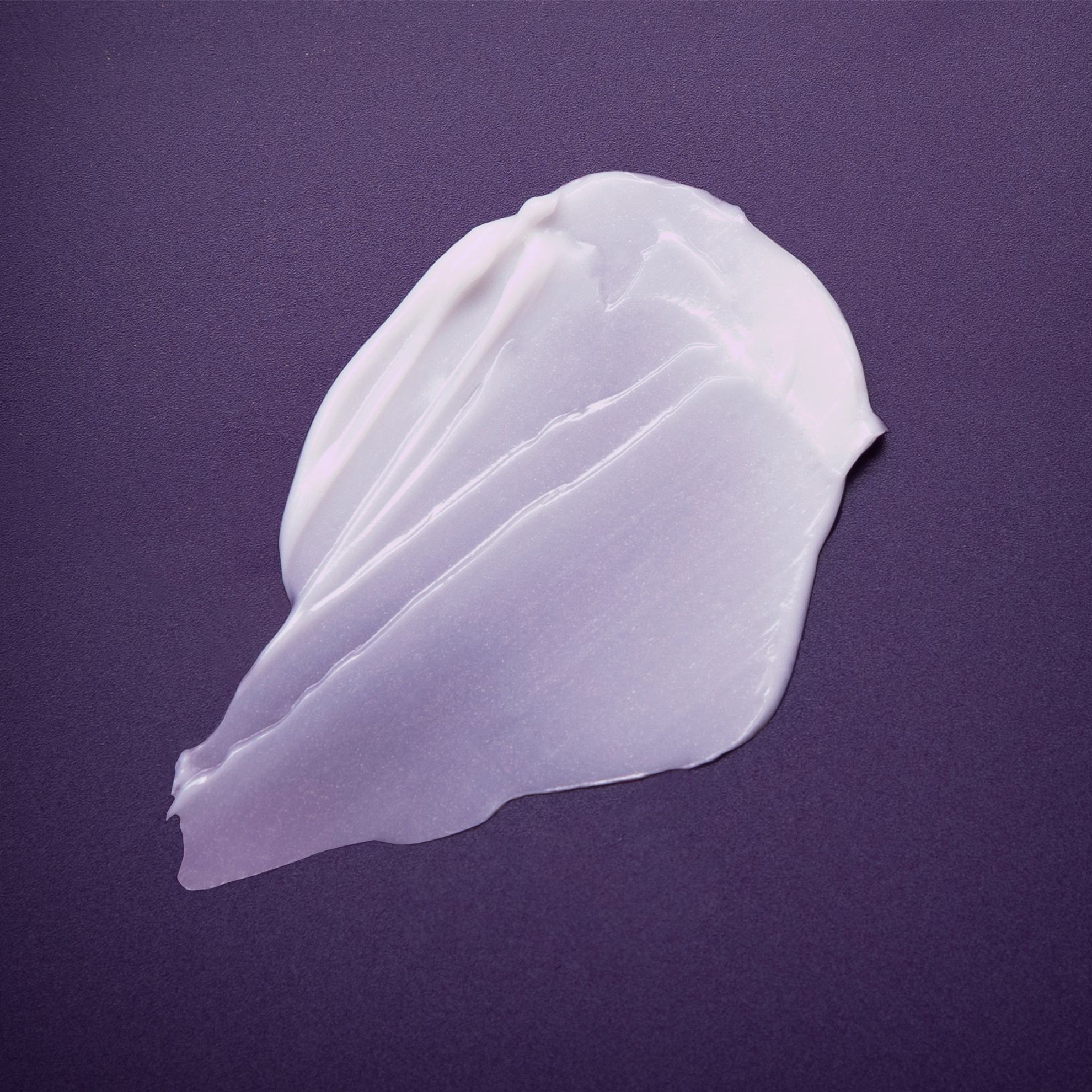 bílá skvrna krému na obličej