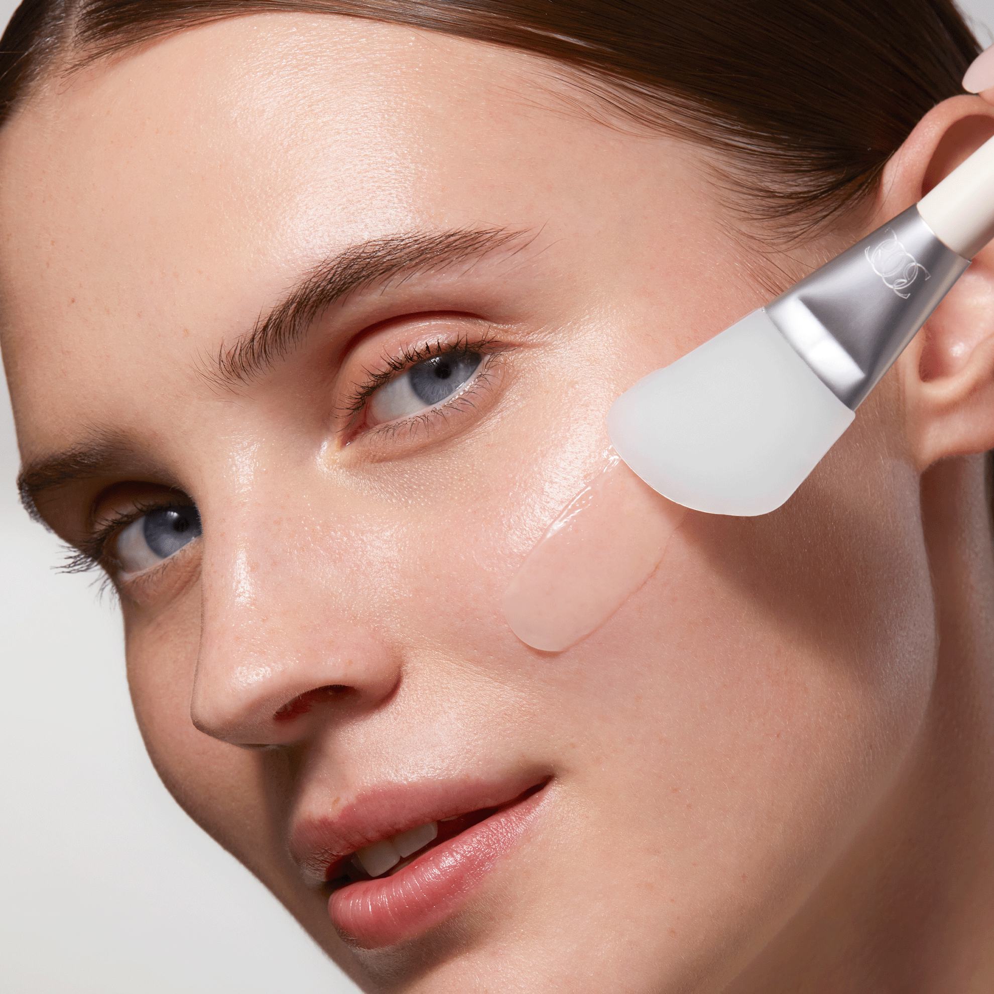 https://media-cdn.oriflame.com/productImage?externalMediaId=product-management-media%2fProducts%2f47420%2f47420_8.png&MediaId=18493012&Version=1