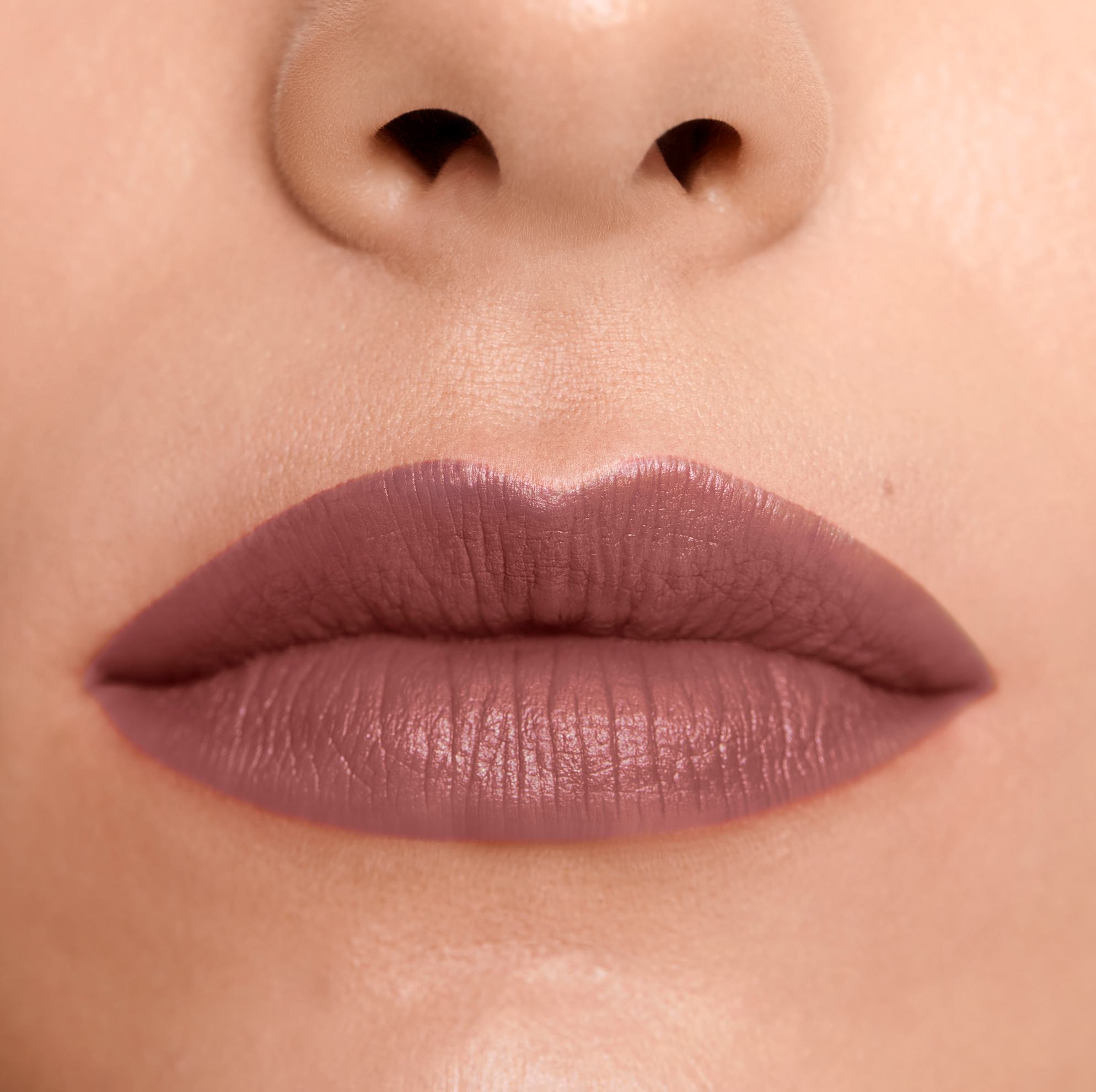 крупний план губ жінки