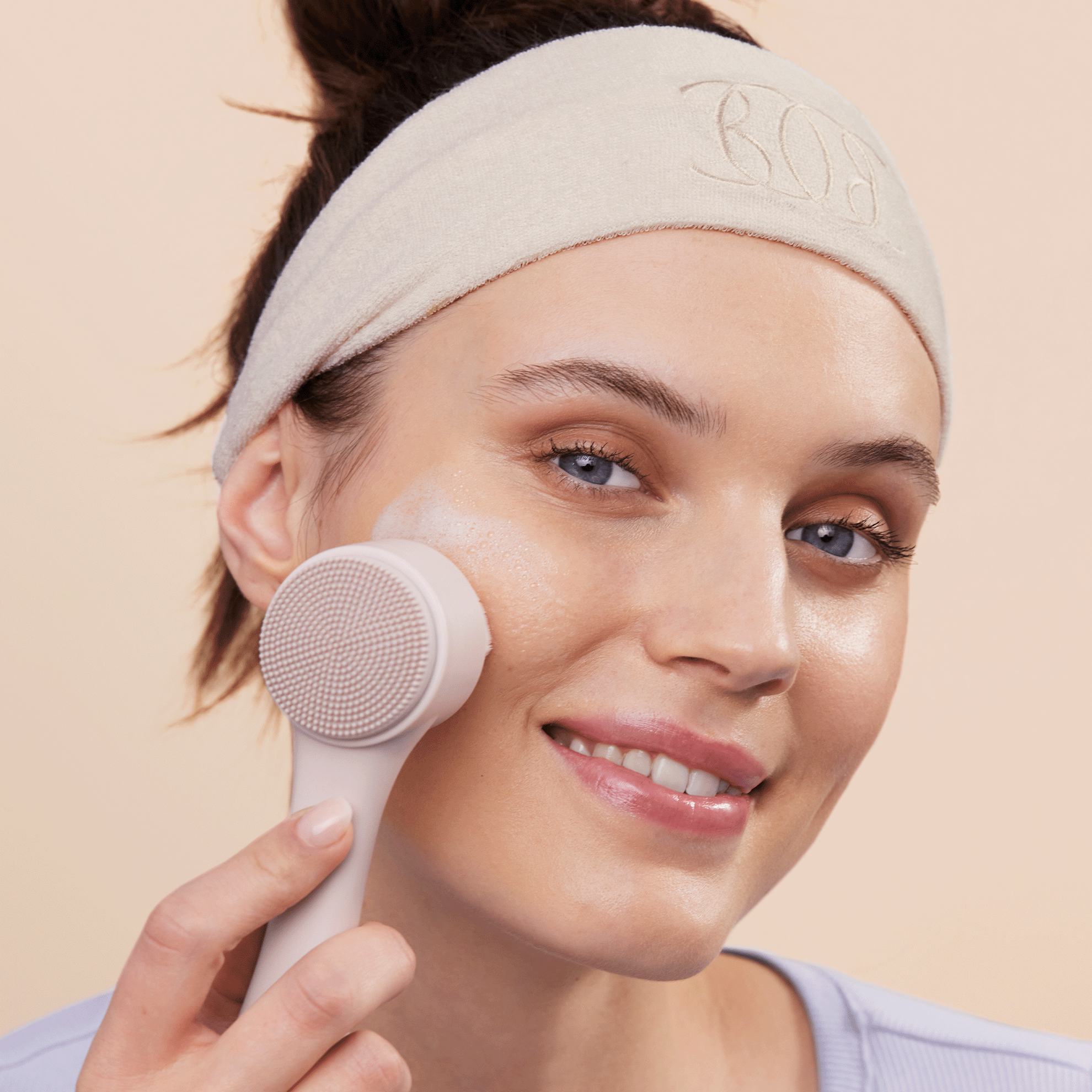 https://media-cdn.oriflame.com/productImage?externalMediaId=product-management-media%2fProducts%2f47519%2f47519_5.png&MediaId=18917224&Version=3