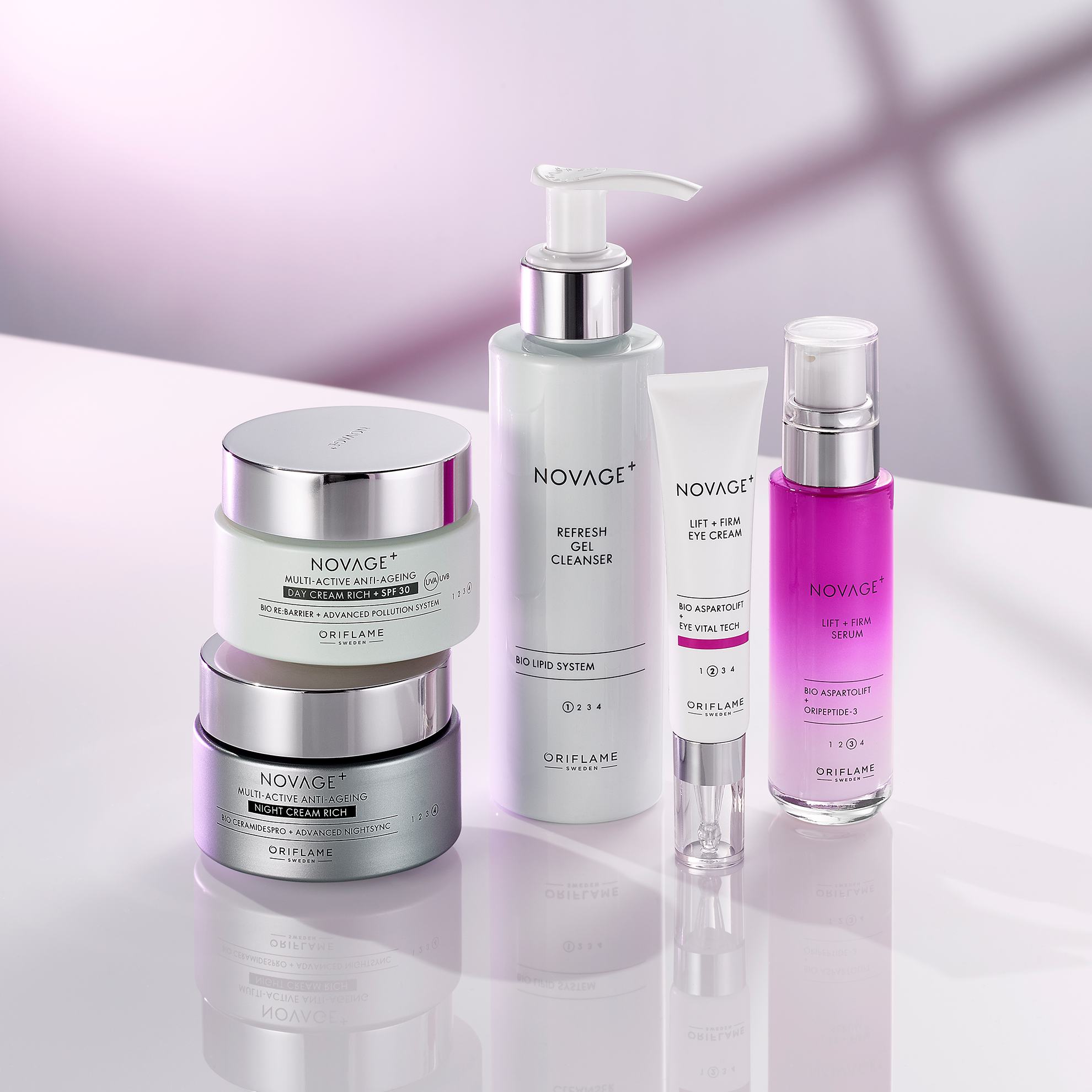 een groep flesjes cosmetica