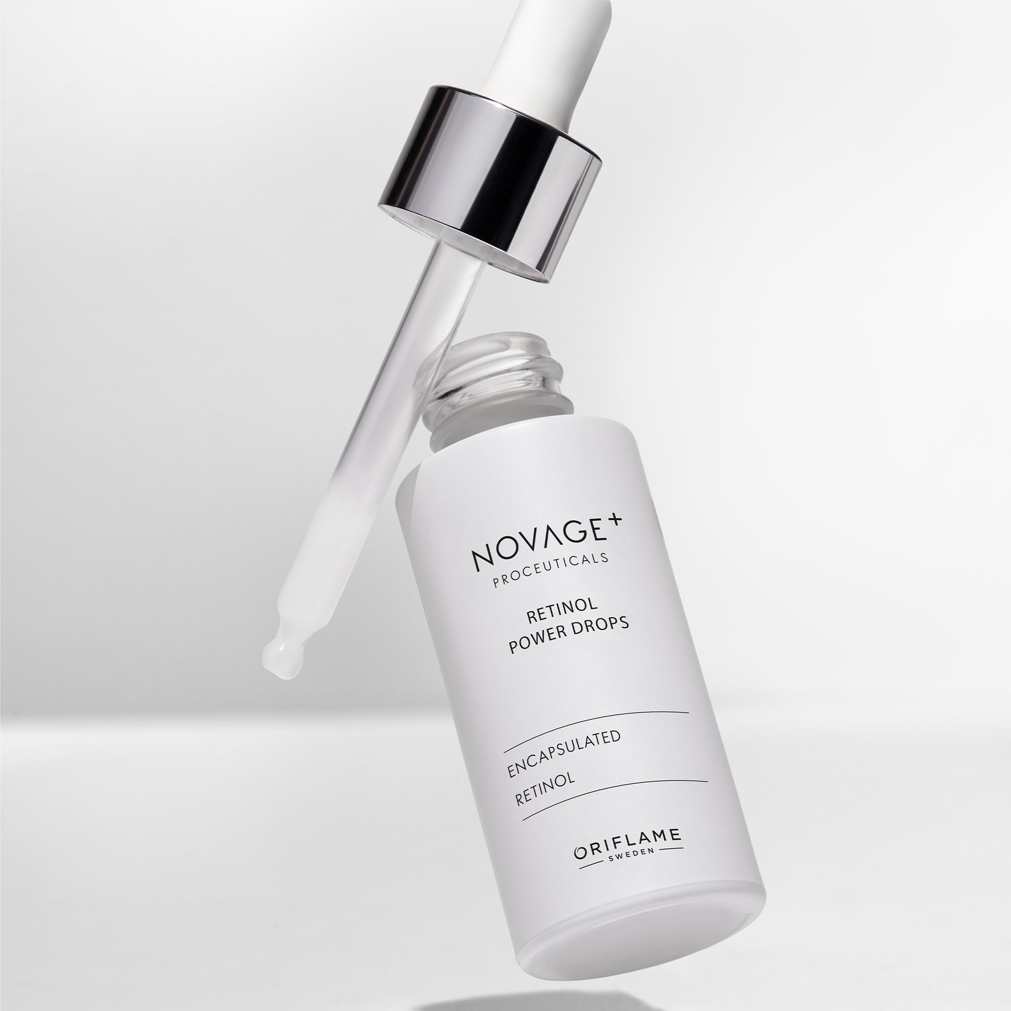 valge pudel tilguti ja tilguti