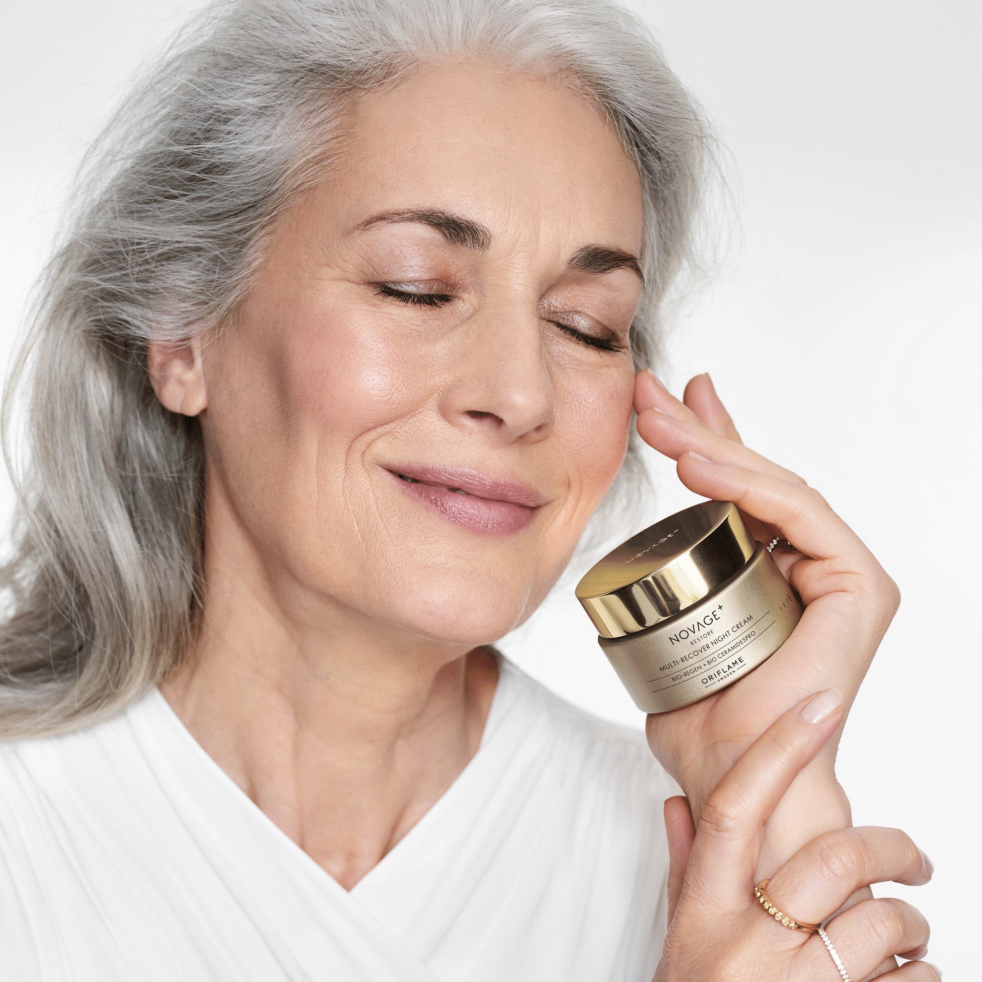 https://media-cdn.oriflame.com/productImage?externalMediaId=product-management-media%2fProducts%2f44285%2f44285_5.png&MediaId=19720546&Version=2