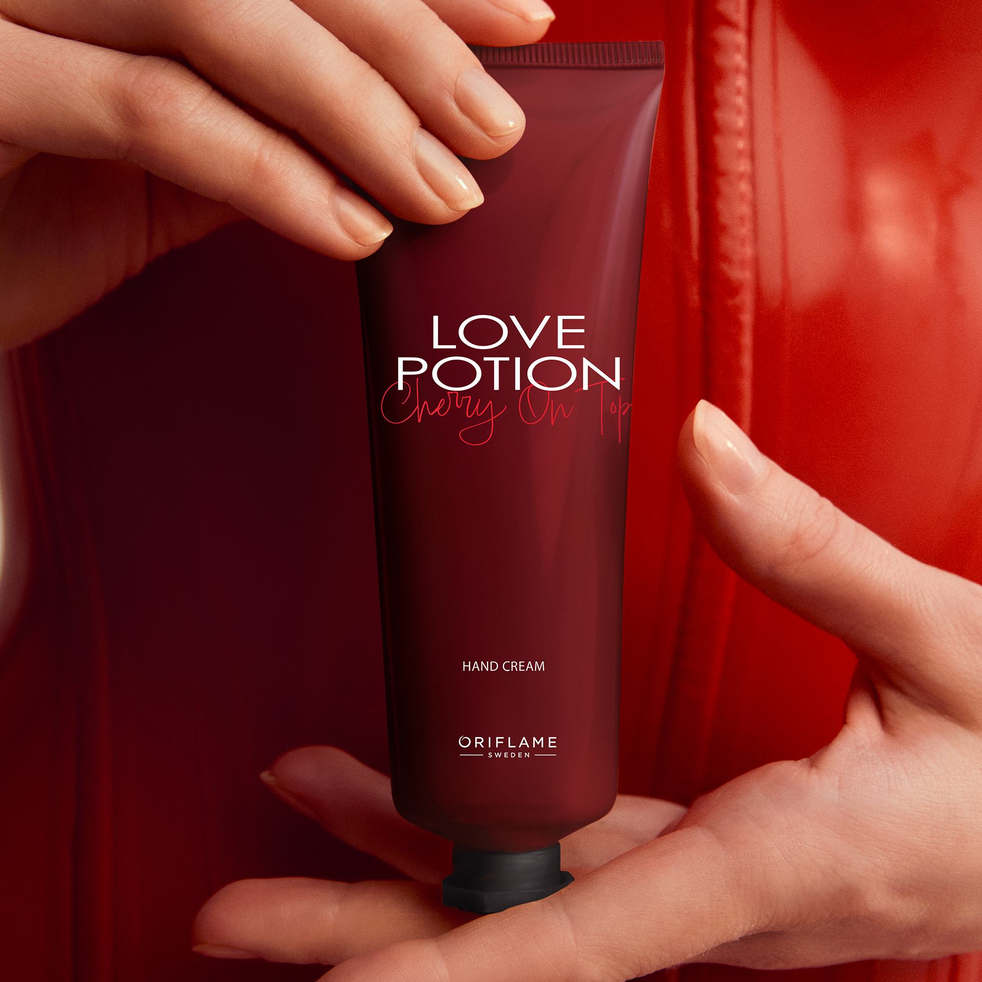 https://media-cdn.oriflame.com/productImage?externalMediaId=product-management-media%2fProducts%2f46979%2f46979_5.png&MediaId=19763925&Version=2