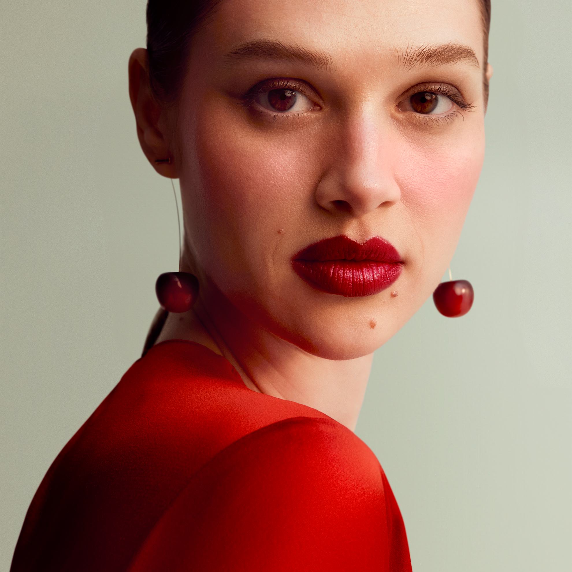https://media-cdn.oriflame.com/productImage?externalMediaId=product-management-media%2fProducts%2f47783%2f47783_7.png&MediaId=19763928&Version=2