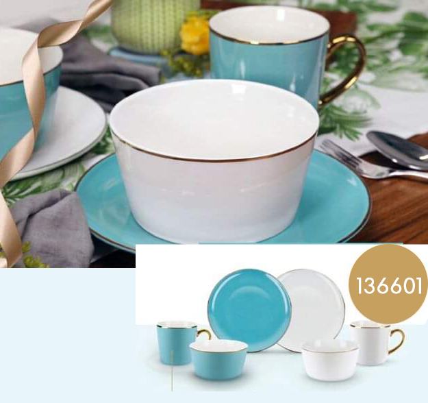 skupina čajových šálků a podšálků