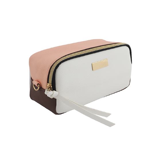 biela a ružová taška