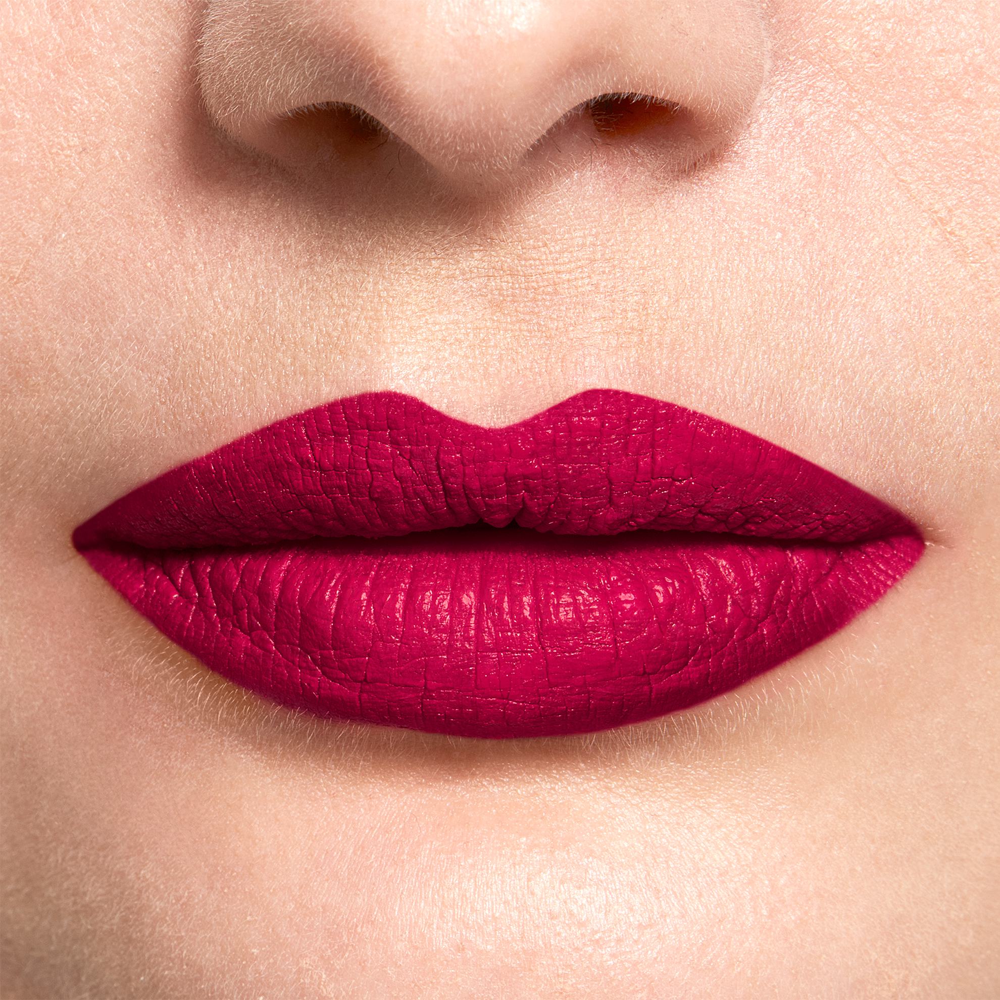 zbliżenie kobiecych ust