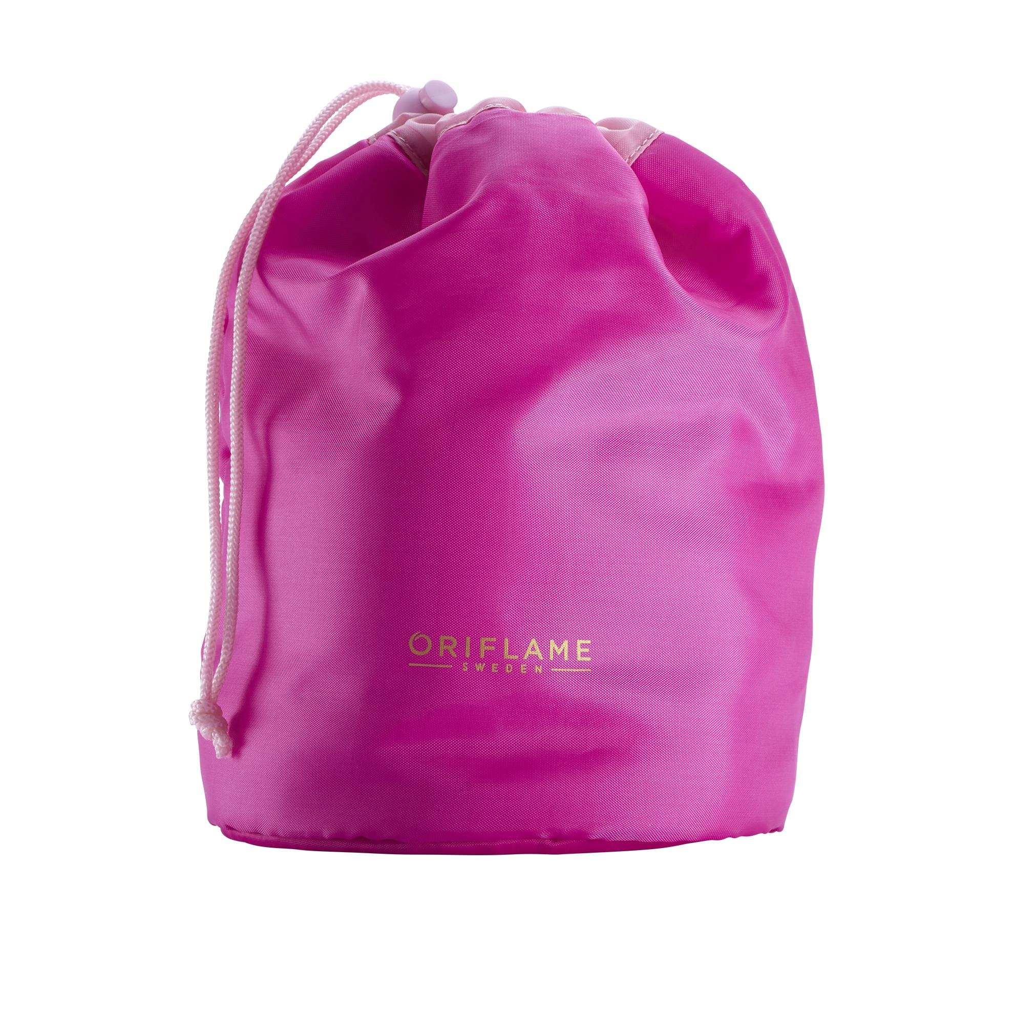 una bolsa rosa con un cordón