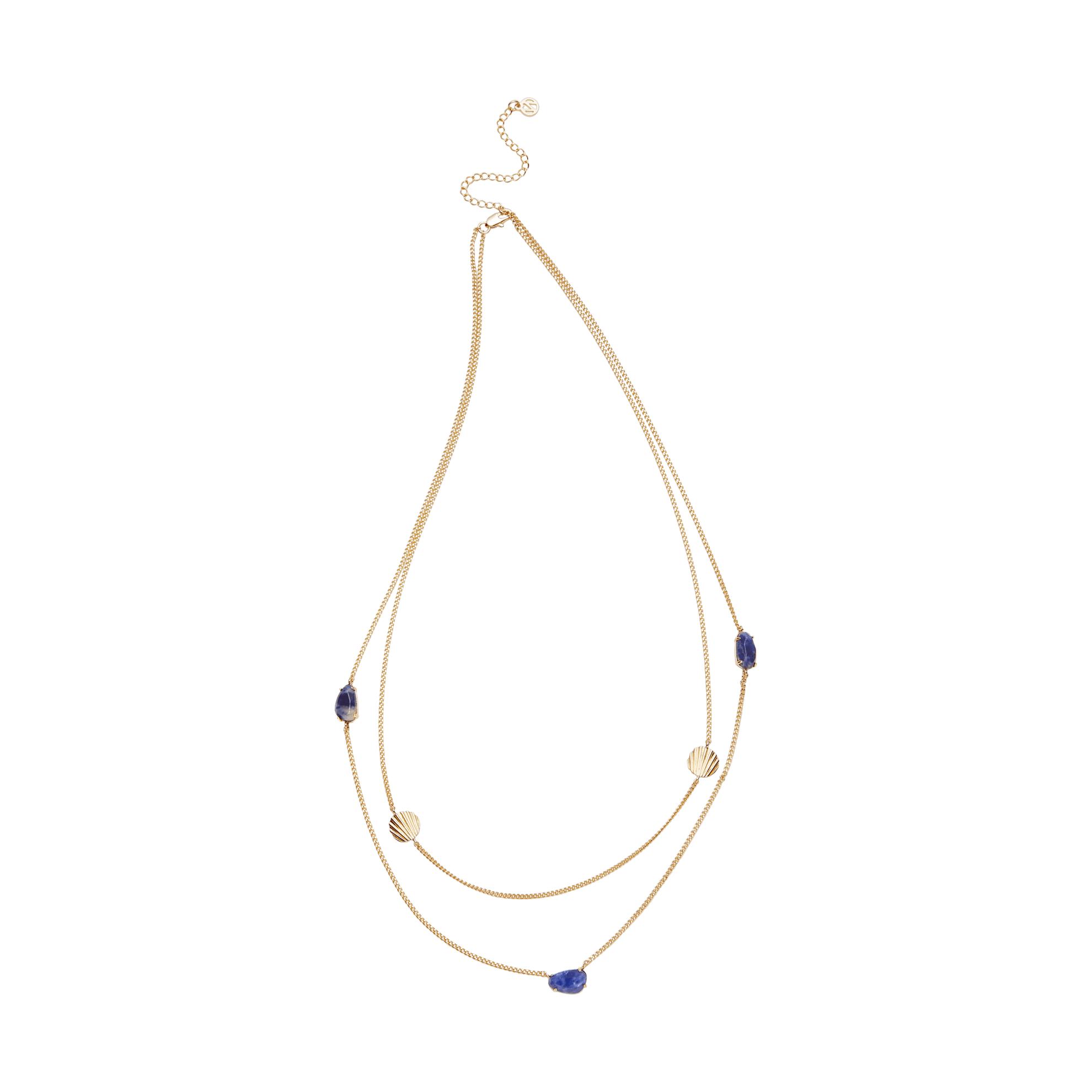 Un collar de oro con piedras azules.