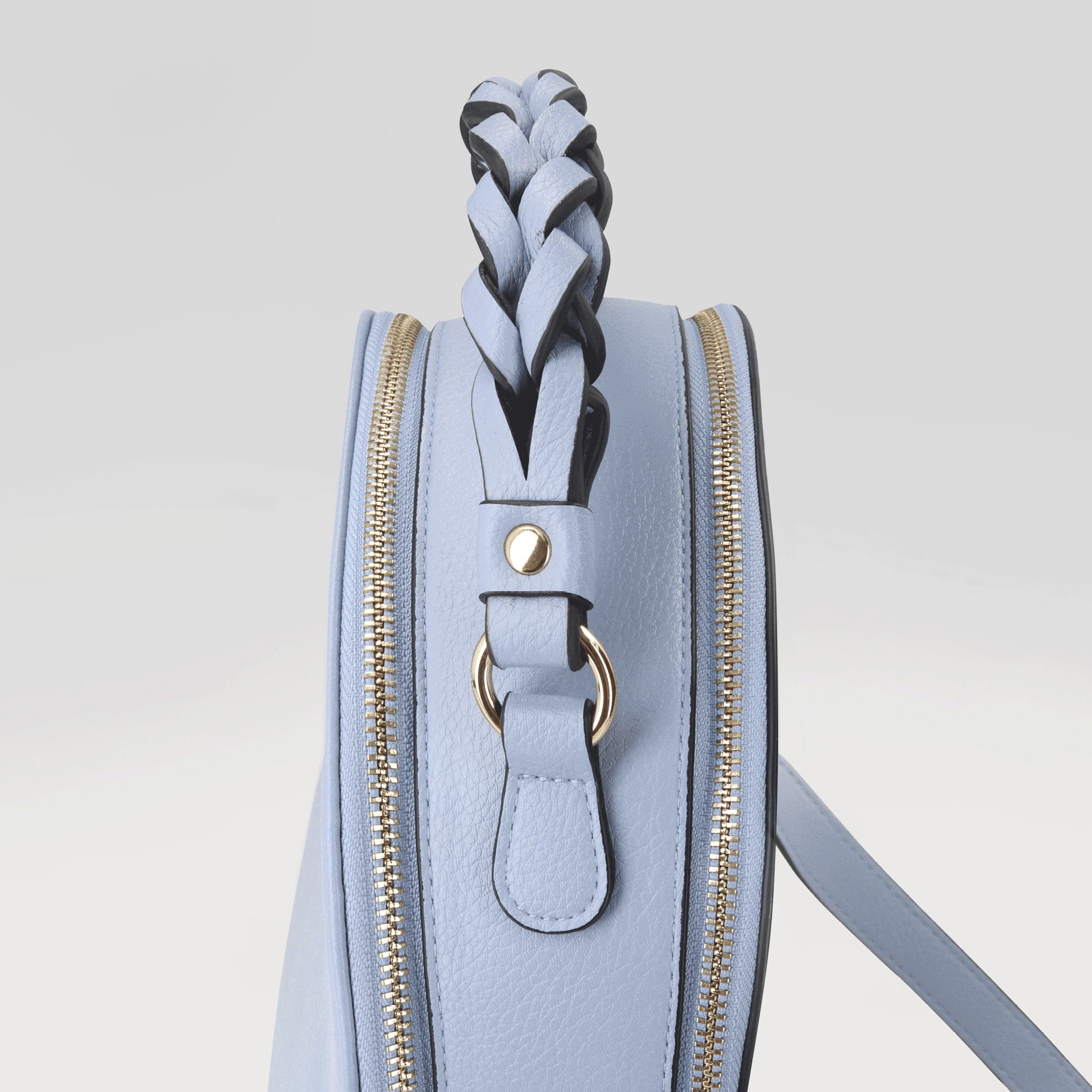 bir çantanın yaxından görünüşü