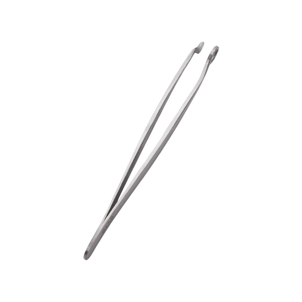 pinzeta na bílém pozadí