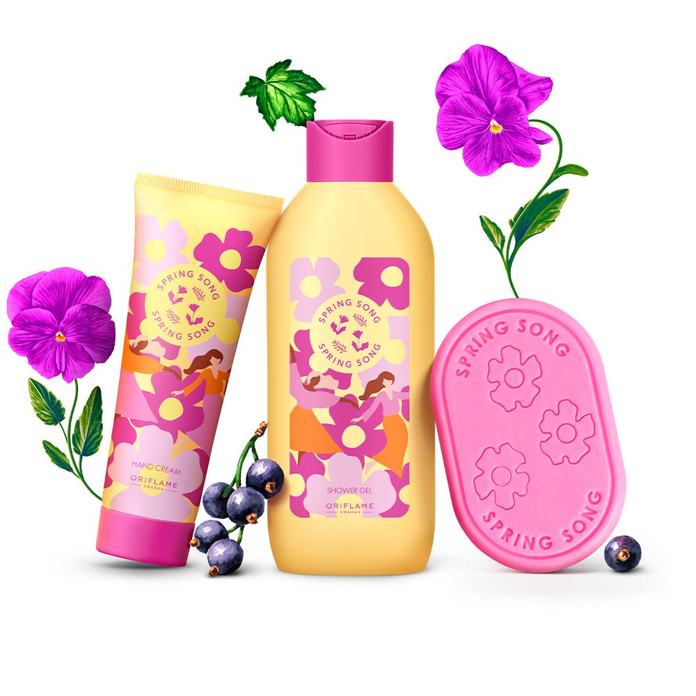 un grup de sticle cu flori și un săpun