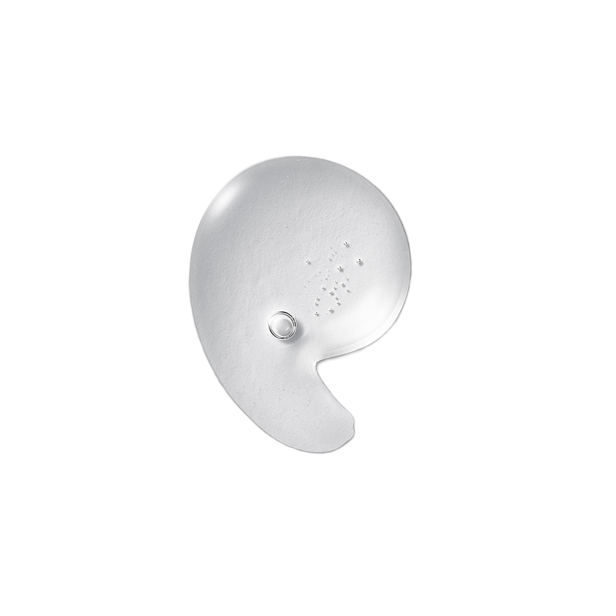 un prim-plan al unei picături de apă