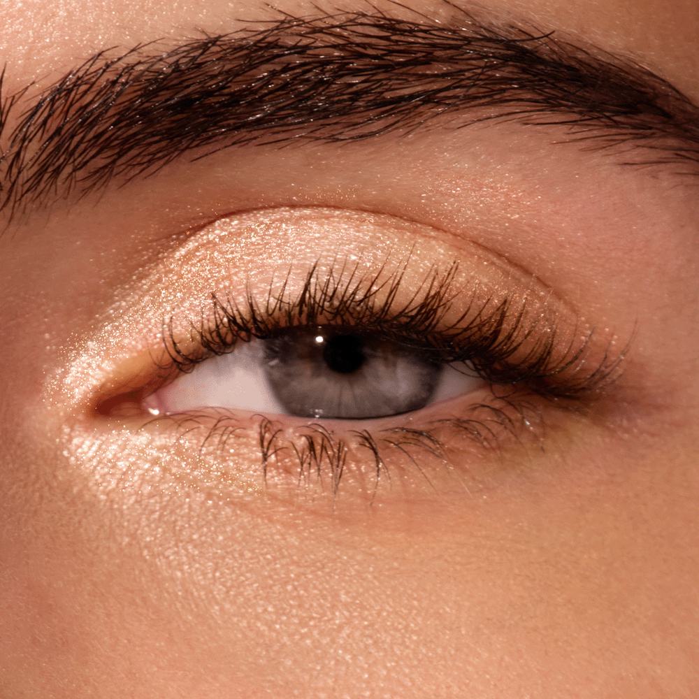 artimas žmogaus akies planas