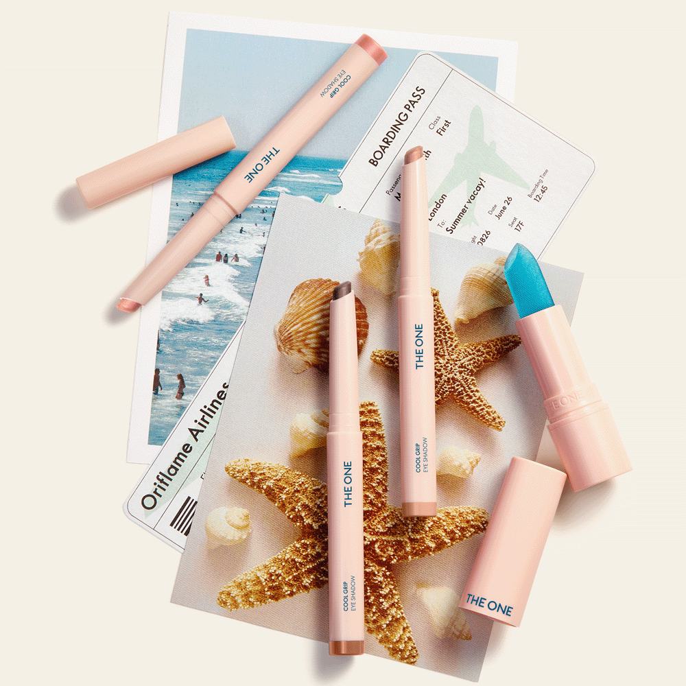 un set de rujuri și carduri