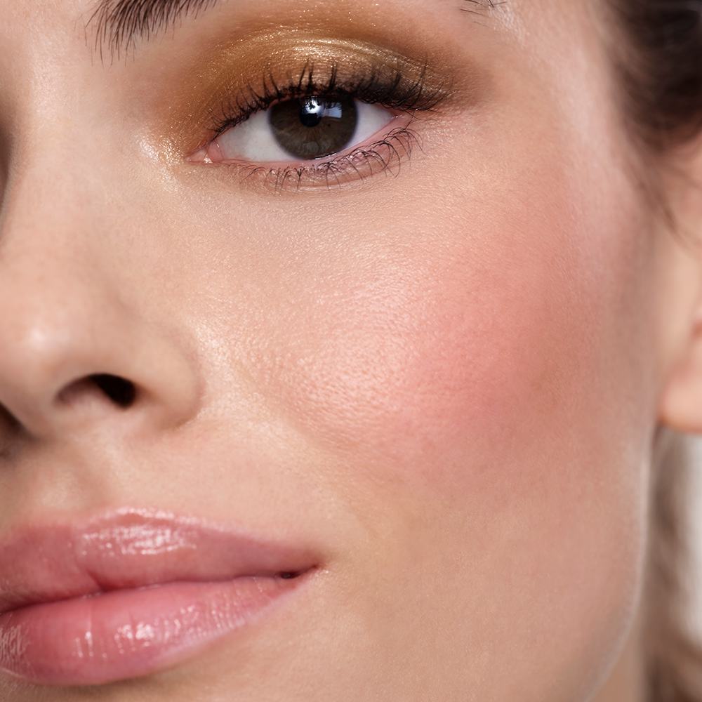 κοντινό πλάνο του προσώπου μιας γυναίκας