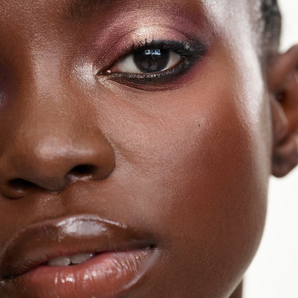 κοντινό πλάνο του προσώπου μιας γυναίκας