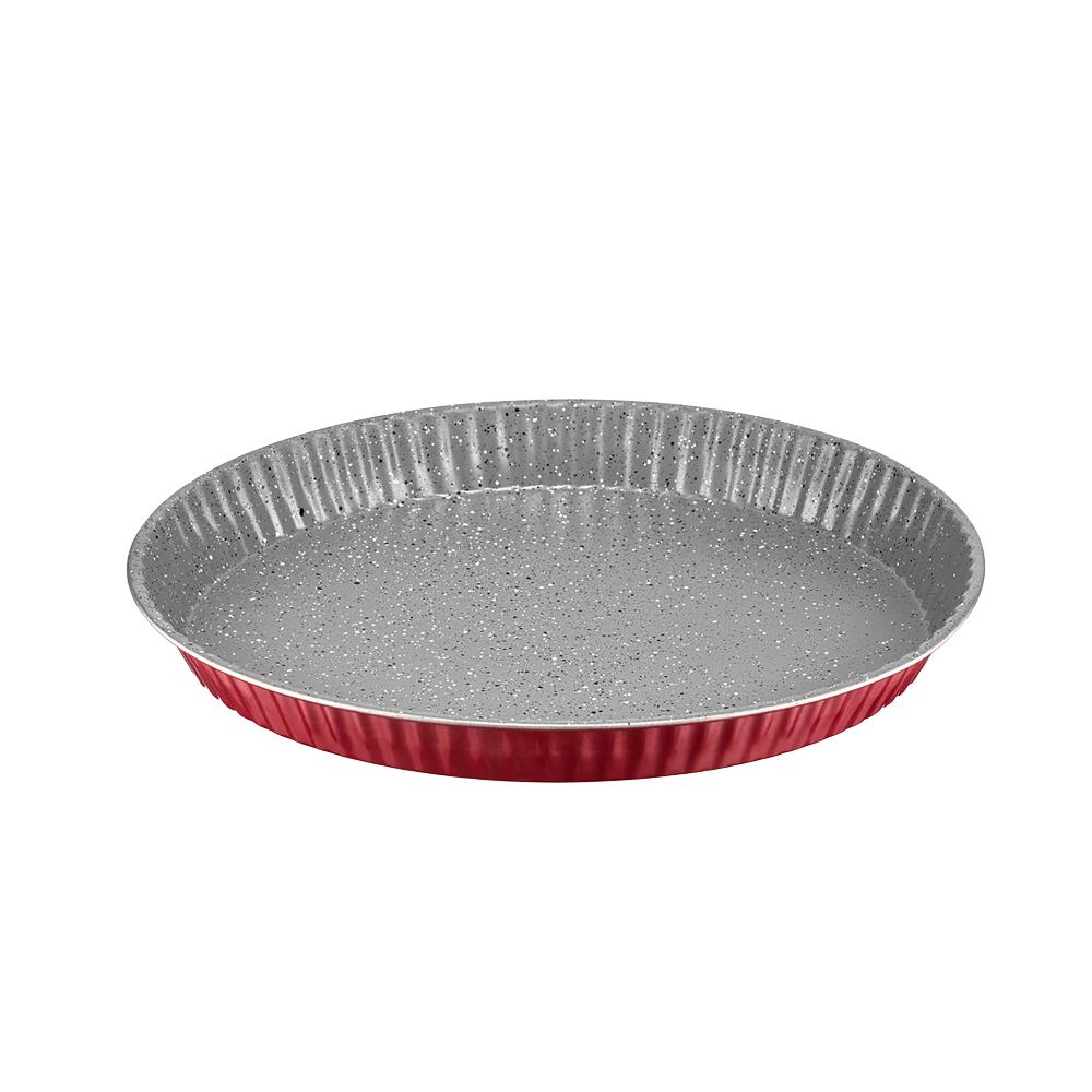 zbliżenie na formę do pieczenia ciasta