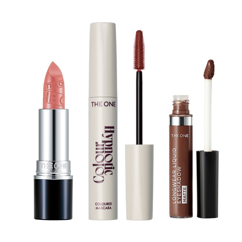 un ensemble de produits de maquillage