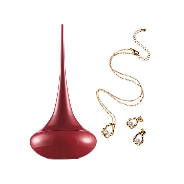 un objeto rojo con una cadena dorada y pendientes