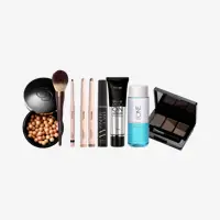 un ensemble de produits de maquillage