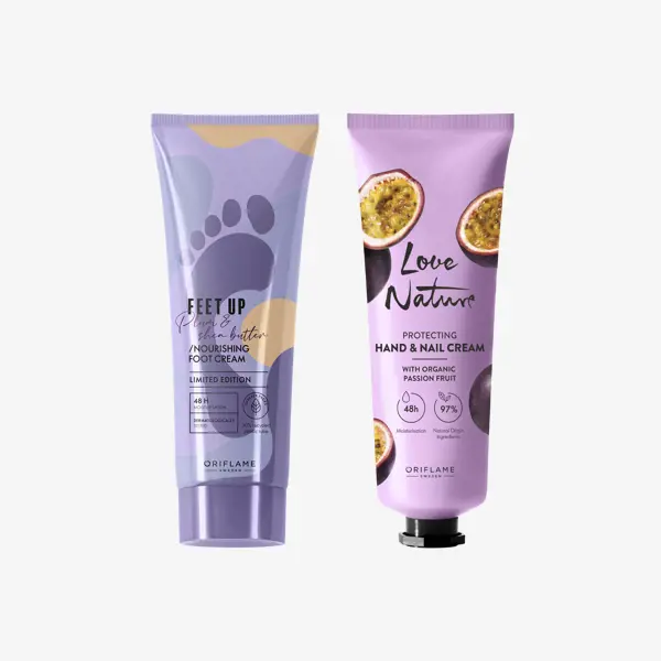 a close up of a tube