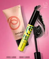 أنبوب ماسكارا بجانب أنبوب ماسكارا