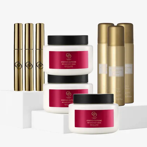 en grupp vita behållare med röda etiketter