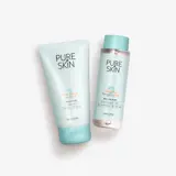 सौंदर्य प्रसाधनों की बोतलों का एक समूह