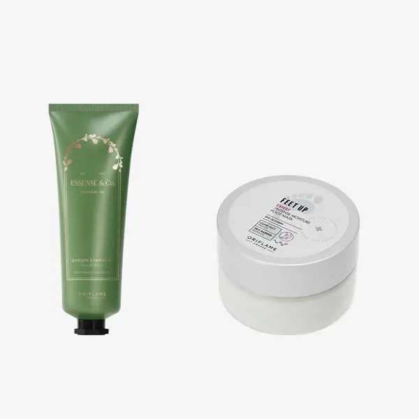 un tub verde și un recipient alb