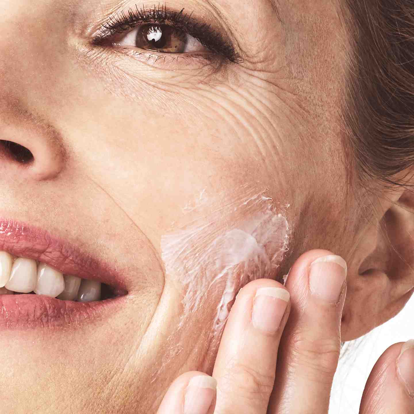 https://media-cdn.oriflame.com/productImage?externalMediaId=product-management-media%2FProducts%2F32627%2F32627_6.png&id=14511265&version=1&ib=%23F5F5F5