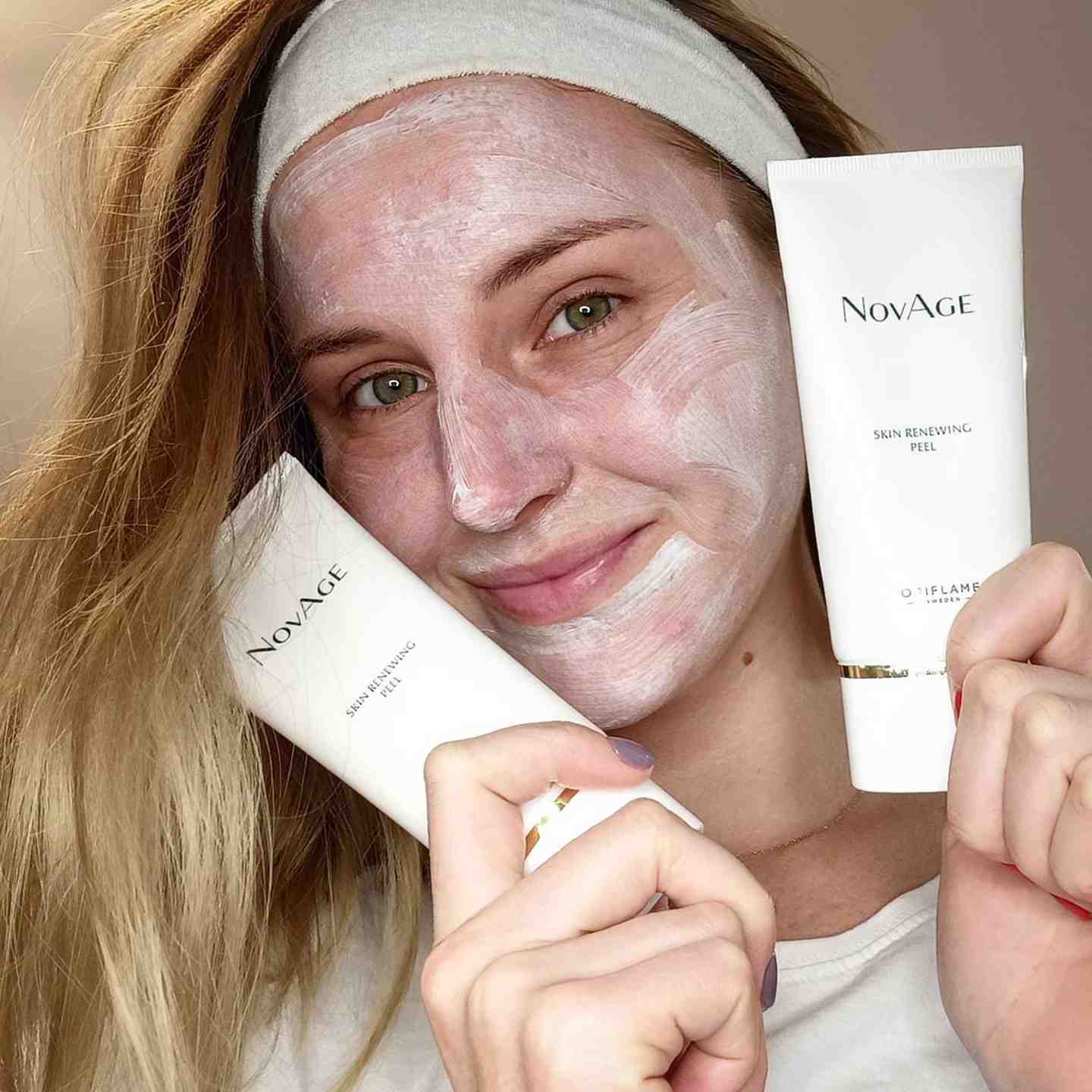 https://media-cdn.oriflame.com/productImage?externalMediaId=product-management-media%2FProducts%2F33988%2FSK%2F33988_3.png&id=15778738&version=3&ib=%23F5F5F5