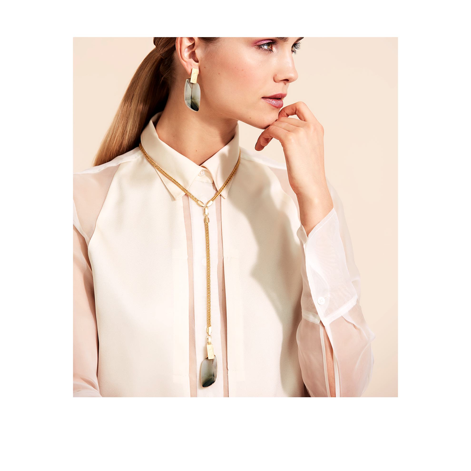 https://media-cdn.oriflame.com/productImage?externalMediaId=product-management-media%2fProducts%2f37329%2f37329_3.png&id=2024-03-11T09-56-40-278Z_MediaMigration&version=1633673712