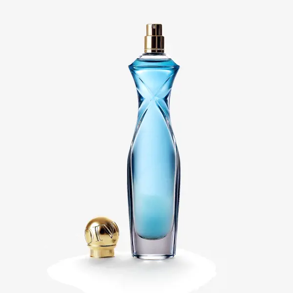 синяя бутылка с золотым шариком