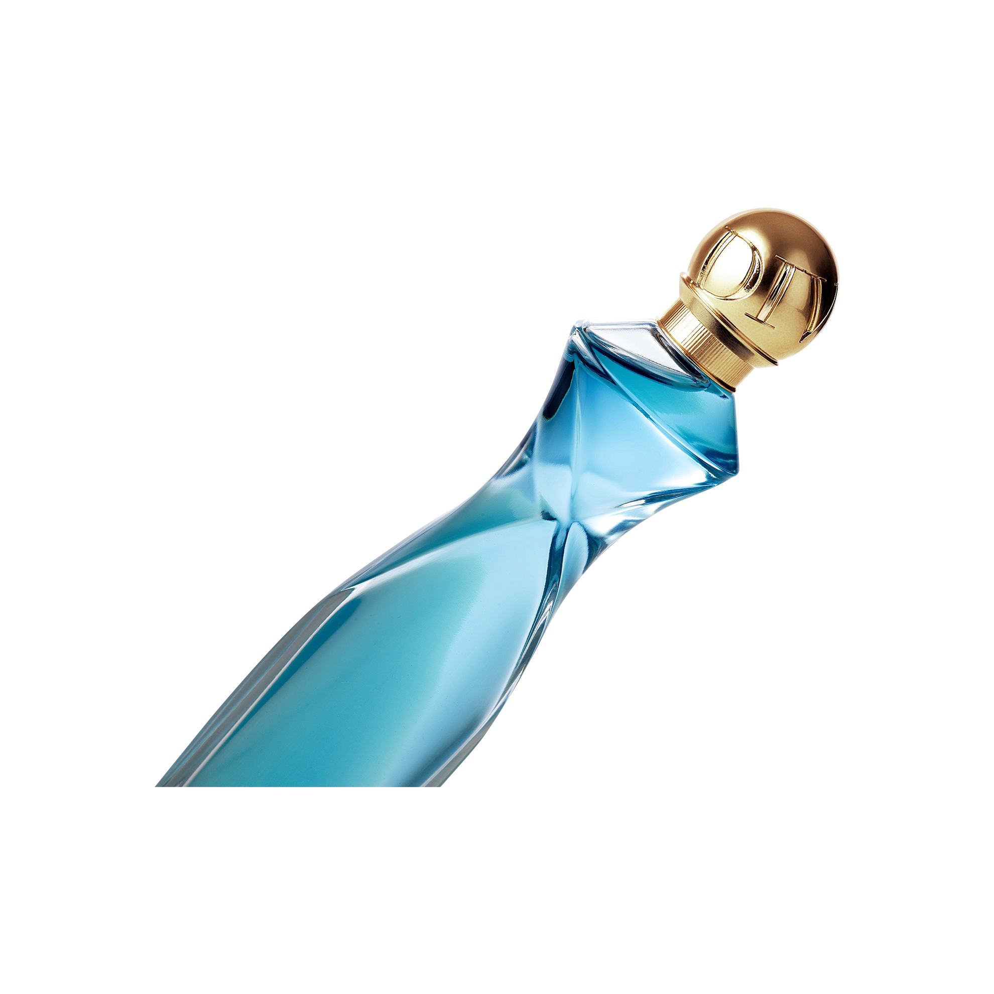 https://media-cdn.oriflame.com/productImage?externalMediaId=product-management-media%2fProducts%2f38497%2fID%2f38497_4.png&id=14814095&version=4