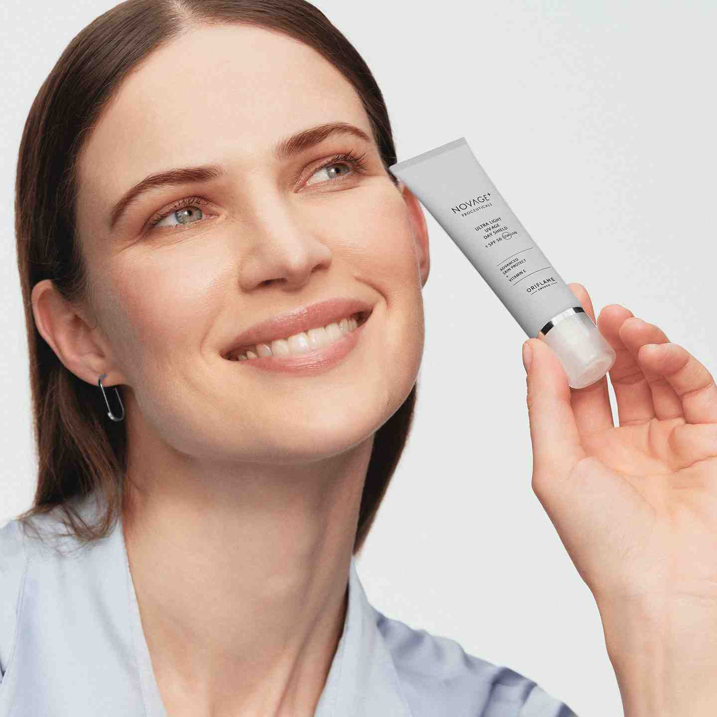 https://media-cdn.oriflame.com/productImage?externalMediaId=product-management-media%2FProducts%2F41059%2F41059_7.png&id=18095858&version=2&ib=%23F5F5F5