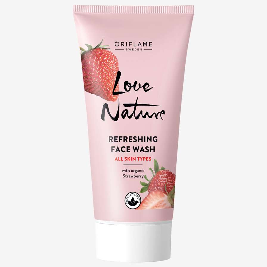 Refreshing Face Wash with Organic Strawberry