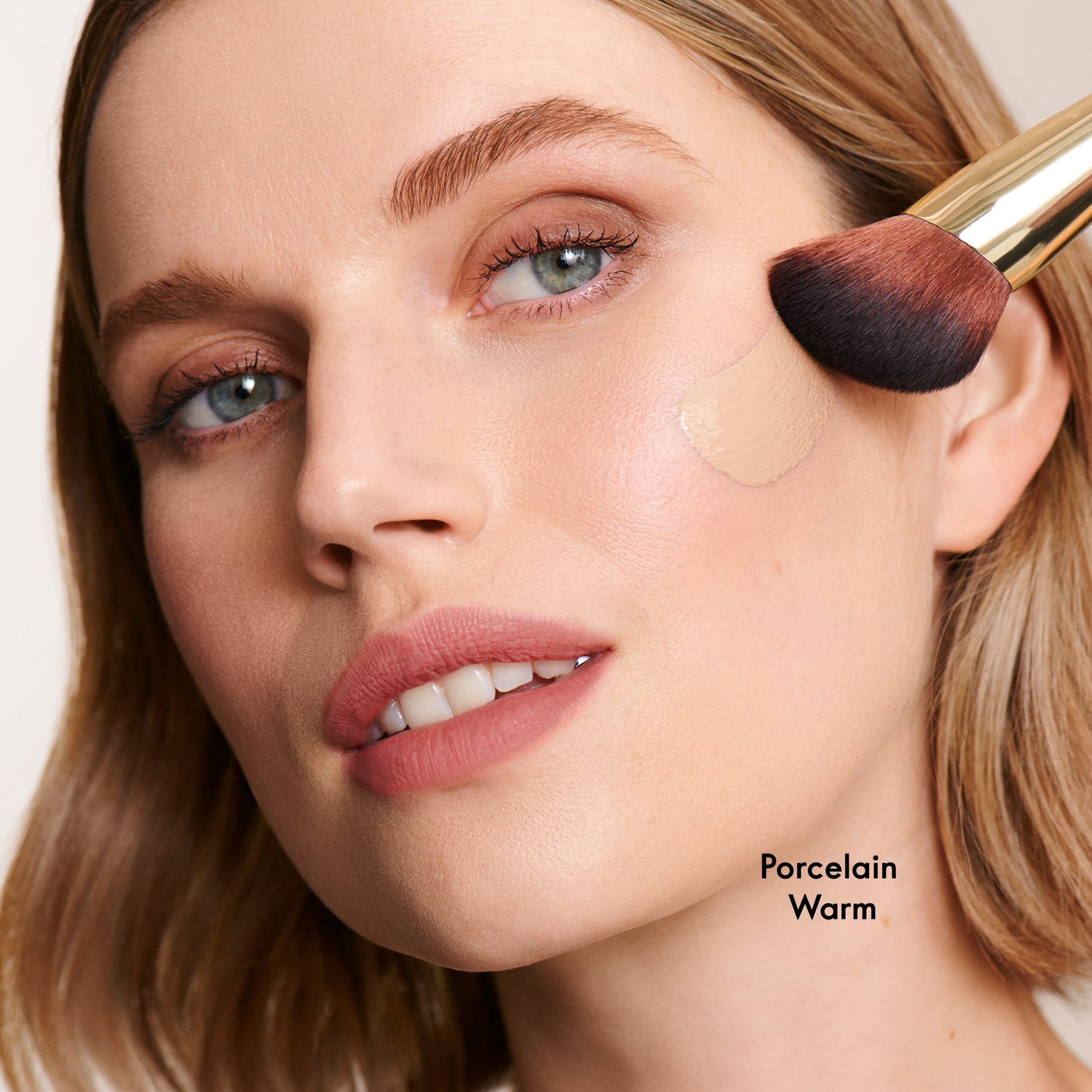 https://media-cdn.oriflame.com/productImage?externalMediaId=product-management-media%2fProducts%2f42105%2f42105_5.png&id=18431831&version=2