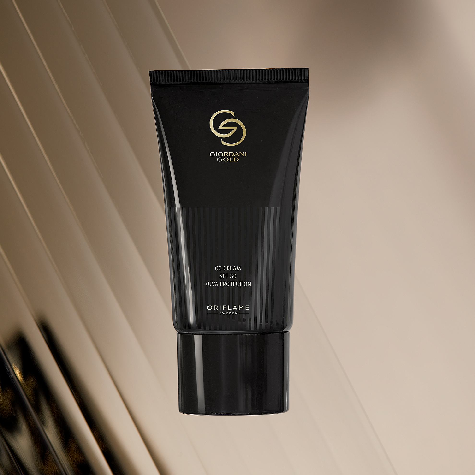 https://media-cdn.oriflame.com/productImage?externalMediaId=product-management-media%2fProducts%2f42112%2f42112_7.png&id=18141954&version=1