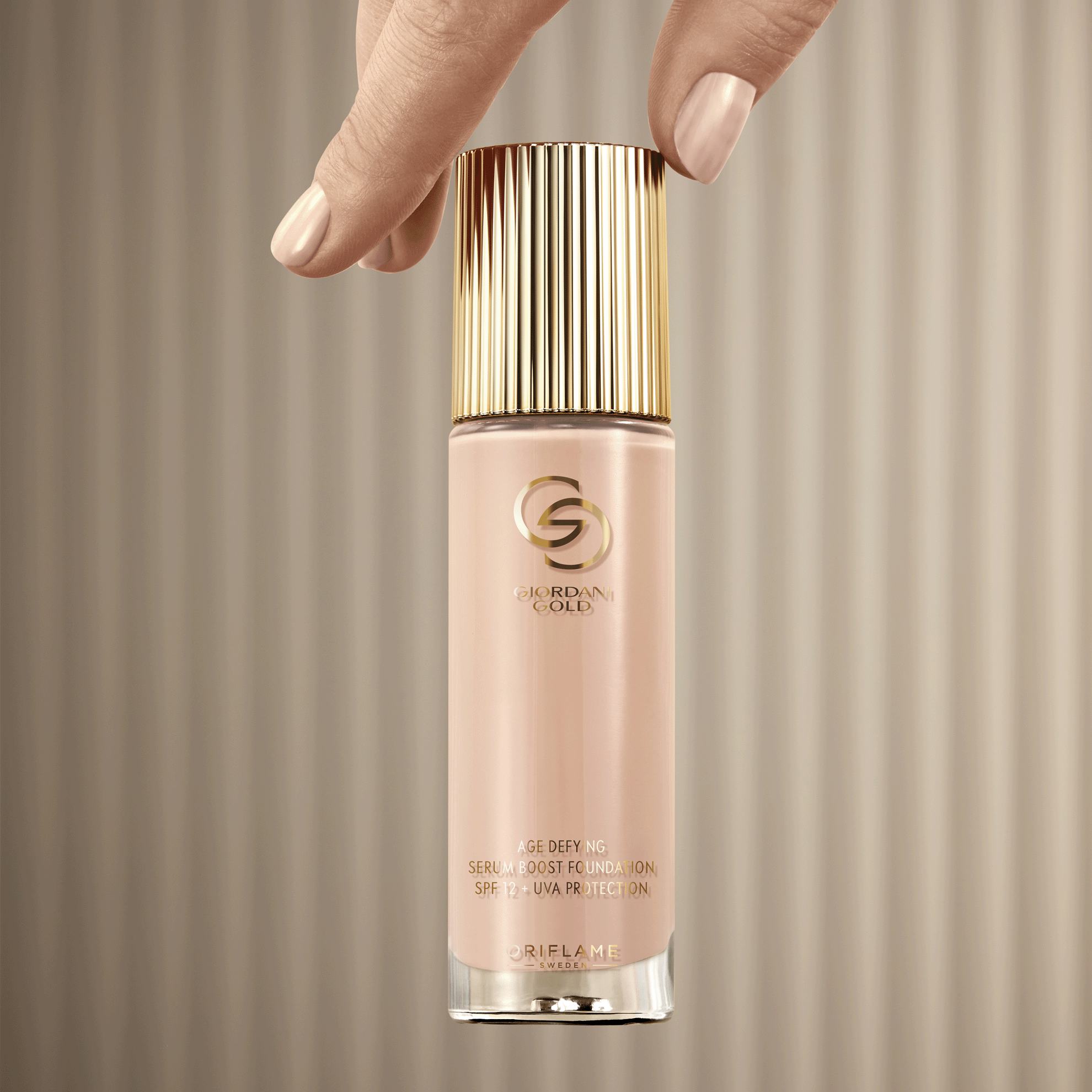 https://media-cdn.oriflame.com/productImage?externalMediaId=product-management-media%2fProducts%2f42237%2f42237_4.png&id=18407551&version=4