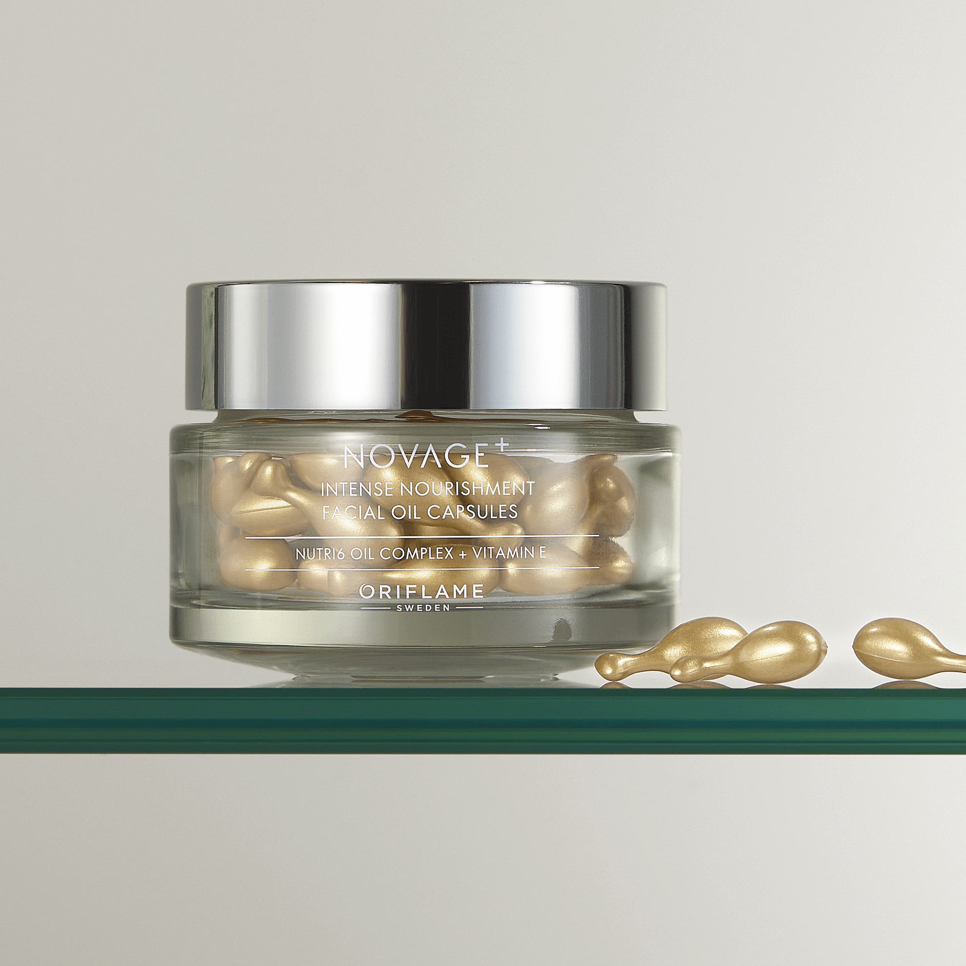 https://media-cdn.oriflame.com/productImage?externalMediaId=product-management-media%2fProducts%2f42256%2fLV%2f42256_7.png&id=18501080&version=5