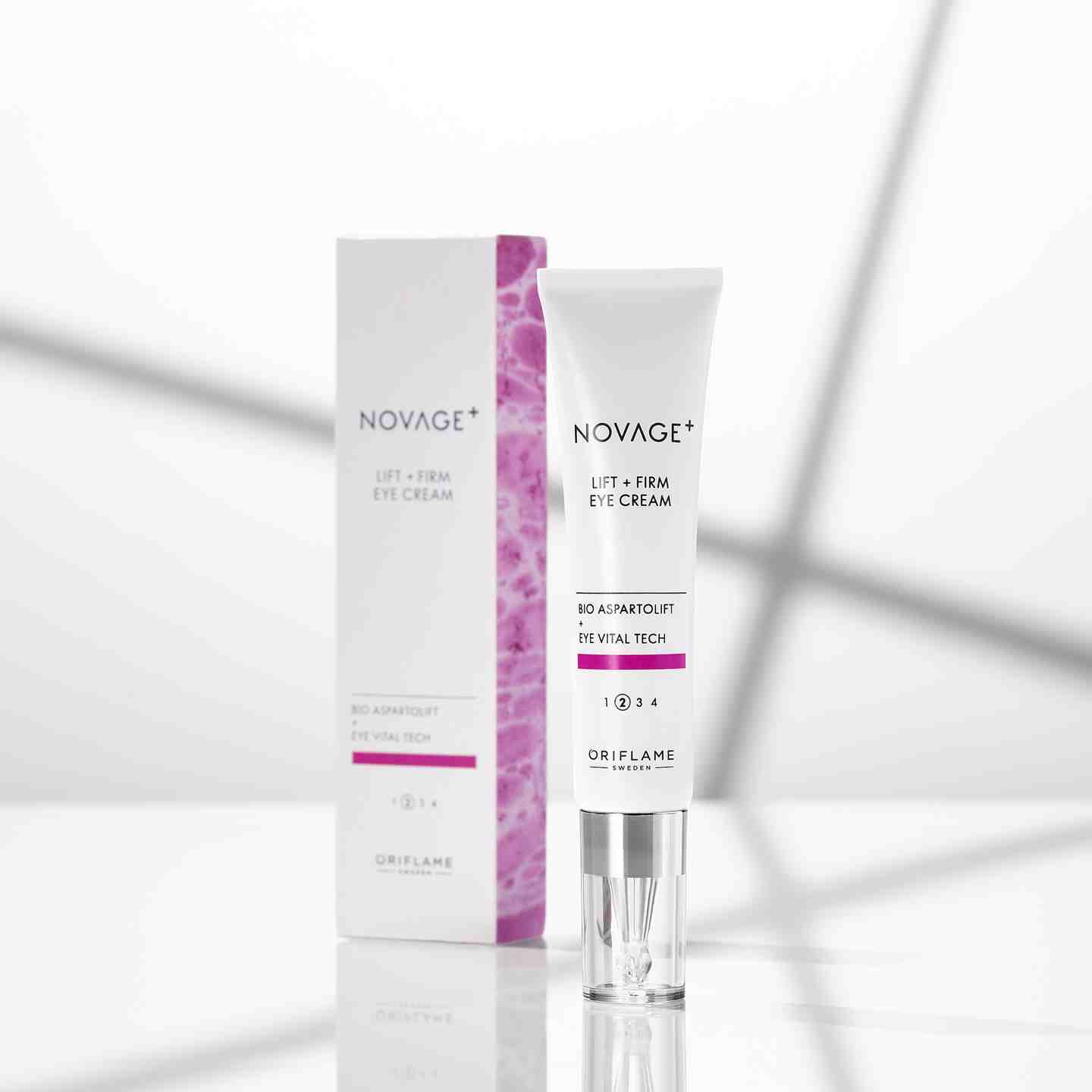 https://media-cdn.oriflame.com/productImage?externalMediaId=product-management-media%2FProducts%2F42425%2F42425_2.png&id=2024-03-11T10-25-32-122Z_MediaMigration&version=1689937356&ib=%23F5F5F5