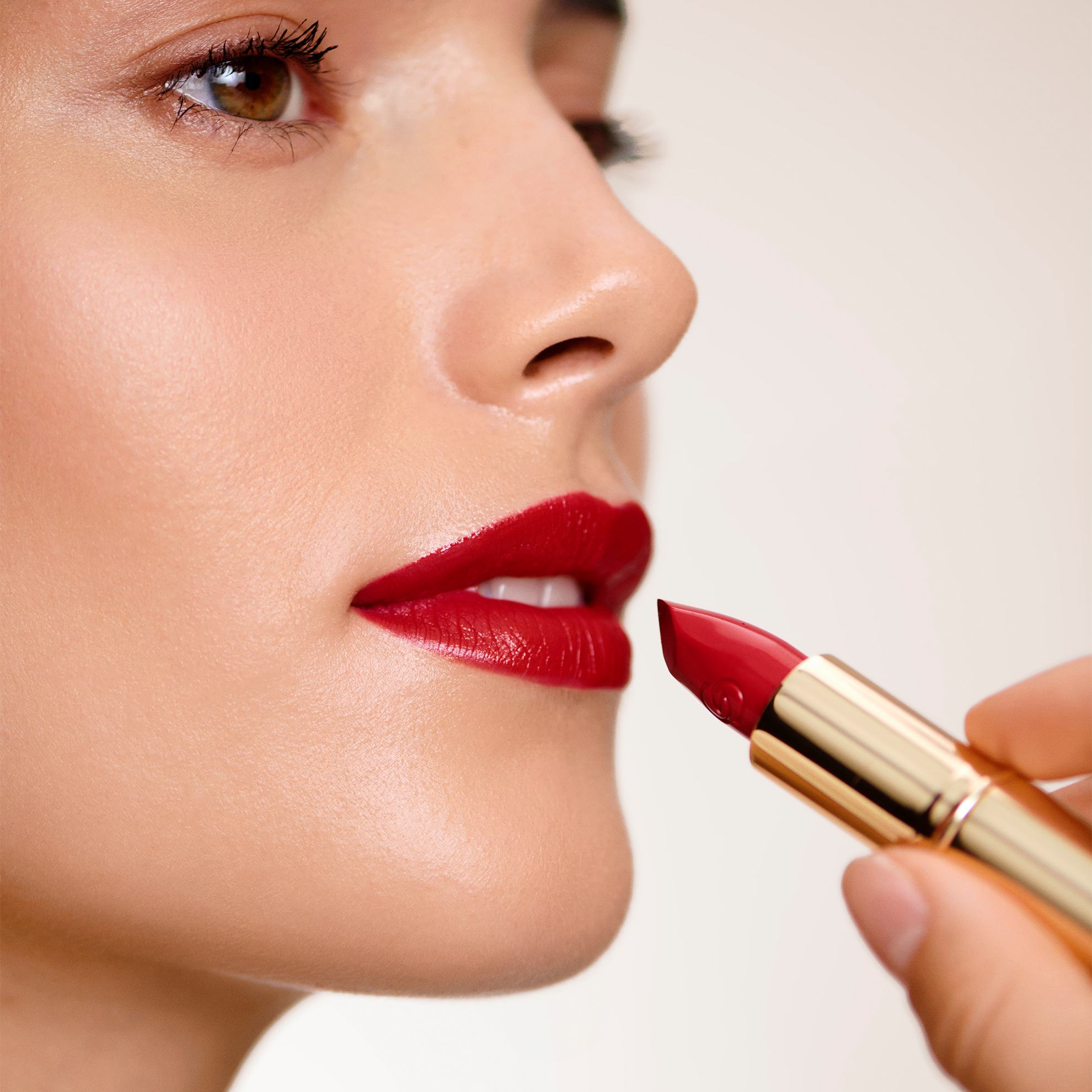 https://media-cdn.oriflame.com/productImage?externalMediaId=product-management-media%2fProducts%2f42659%2f42659_5.png&id=18837714&version=2