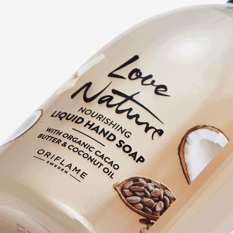 Love Nature Хранлив течен сапун за раце со органски какао-путер и кокосово масло