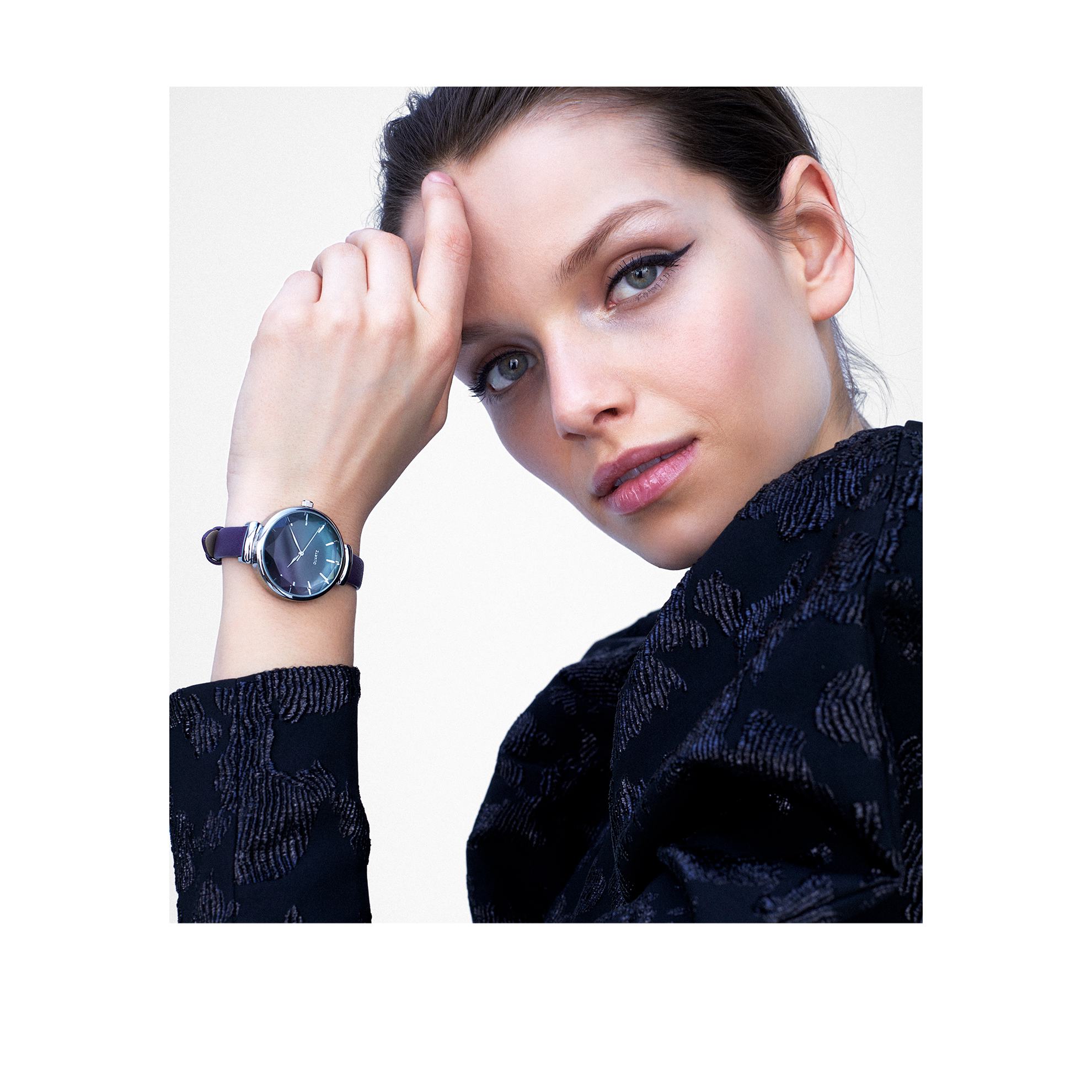 https://media-cdn.oriflame.com/productImage?externalMediaId=product-management-media%2fProducts%2f43263%2f43263_2.png&id=2024-03-11T10-38-07-182Z_MediaMigration&version=1594305000